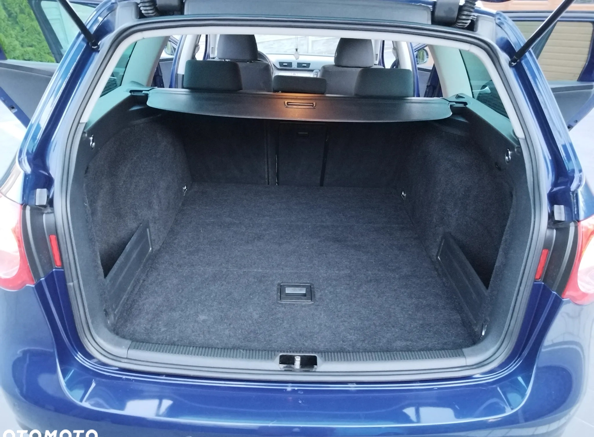 Volkswagen Passat cena 18900 przebieg: 280000, rok produkcji 2009 z Szczekociny małe 781